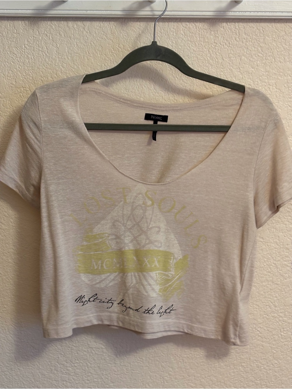 PacSun Nollie Cream Scoop Neck Graphic Vintage Crop Top